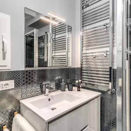 Apartment Due Porte A Toledo