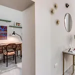 Due Porte A Toledo نابولي