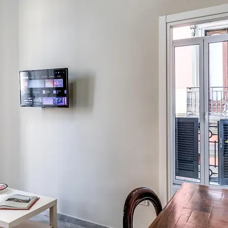 Apartament Due Porte A Toledo *